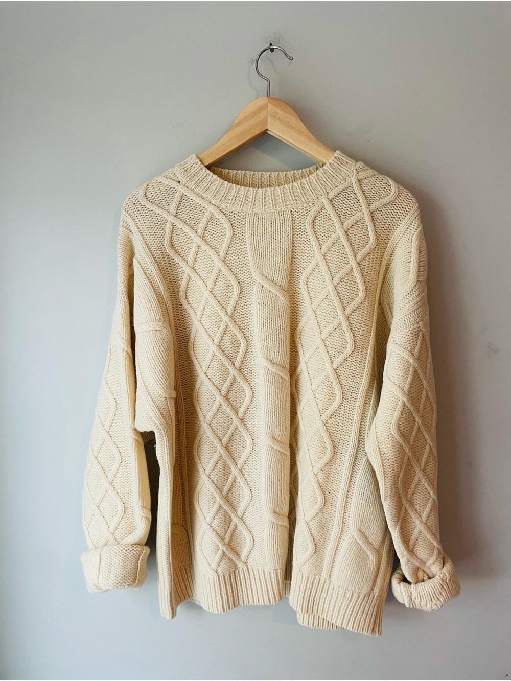 GAP Wool Chunky Cable Knit Women's Sweater